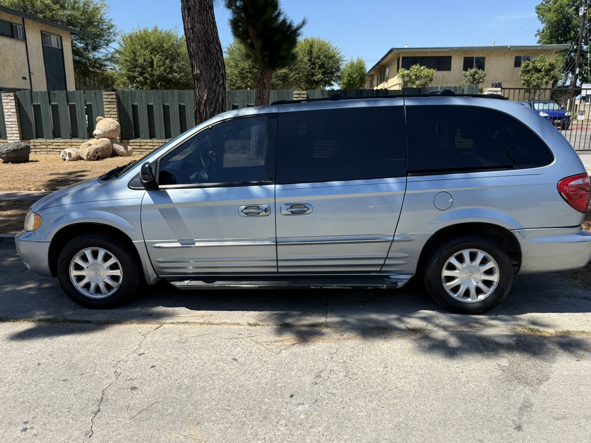 2003 Chrysler Caravan