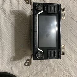 OEM-2018 Nissan Frontier -Sentra Single CD AM FM SAT Radio