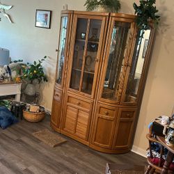 Hutch  , China Cabinet, Curio Cabinet