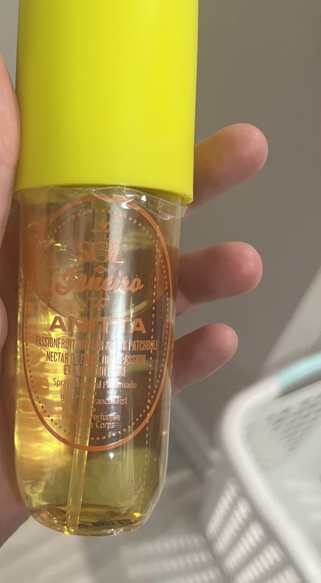 sol de janeiro x anitta perfume mist