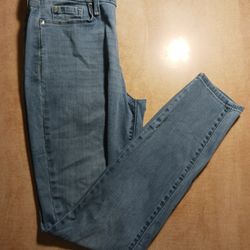 Denizen Levi's Jeans - Mid Rise Skinny (27x30) $2.00