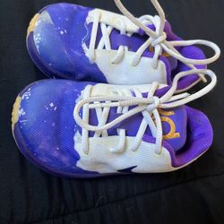 KD 8 QS Basketball Shoes (size 6c)