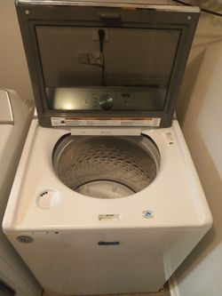 Washer & dryer maytag