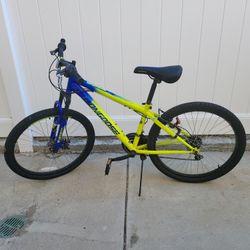 24' Mountain Bike 18 Speeds