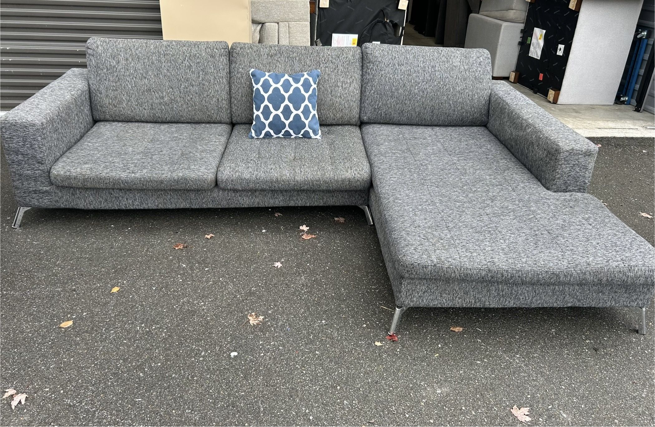 Sectional Couch 