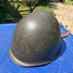 Vintage WWII ? Military Green Helmet With Inside Liner