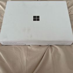 Microsoft Surface Laptop 