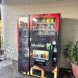 Combination Machine For Drinks/Snacks With Card Reader