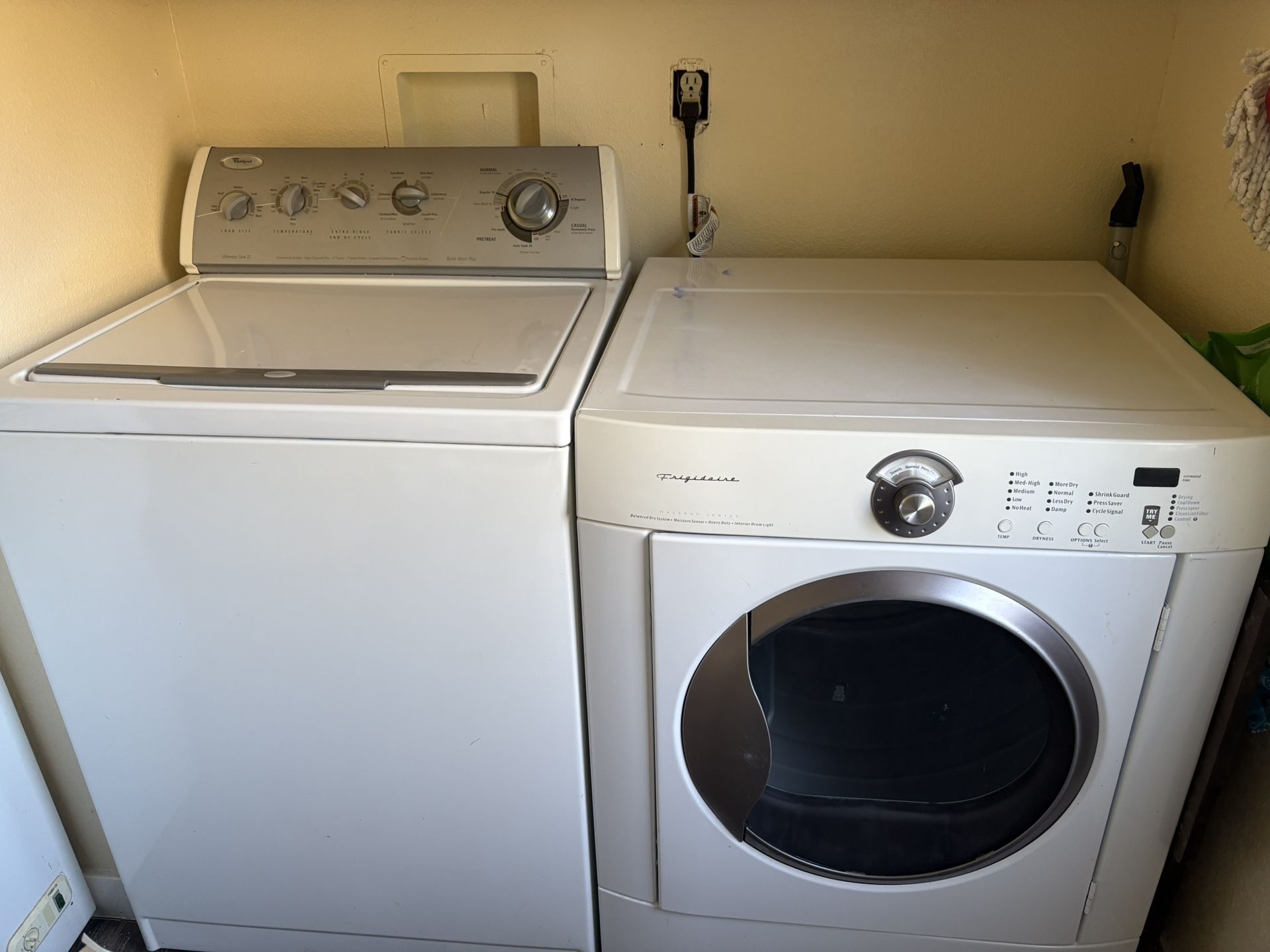 Washing Machine/Dryer