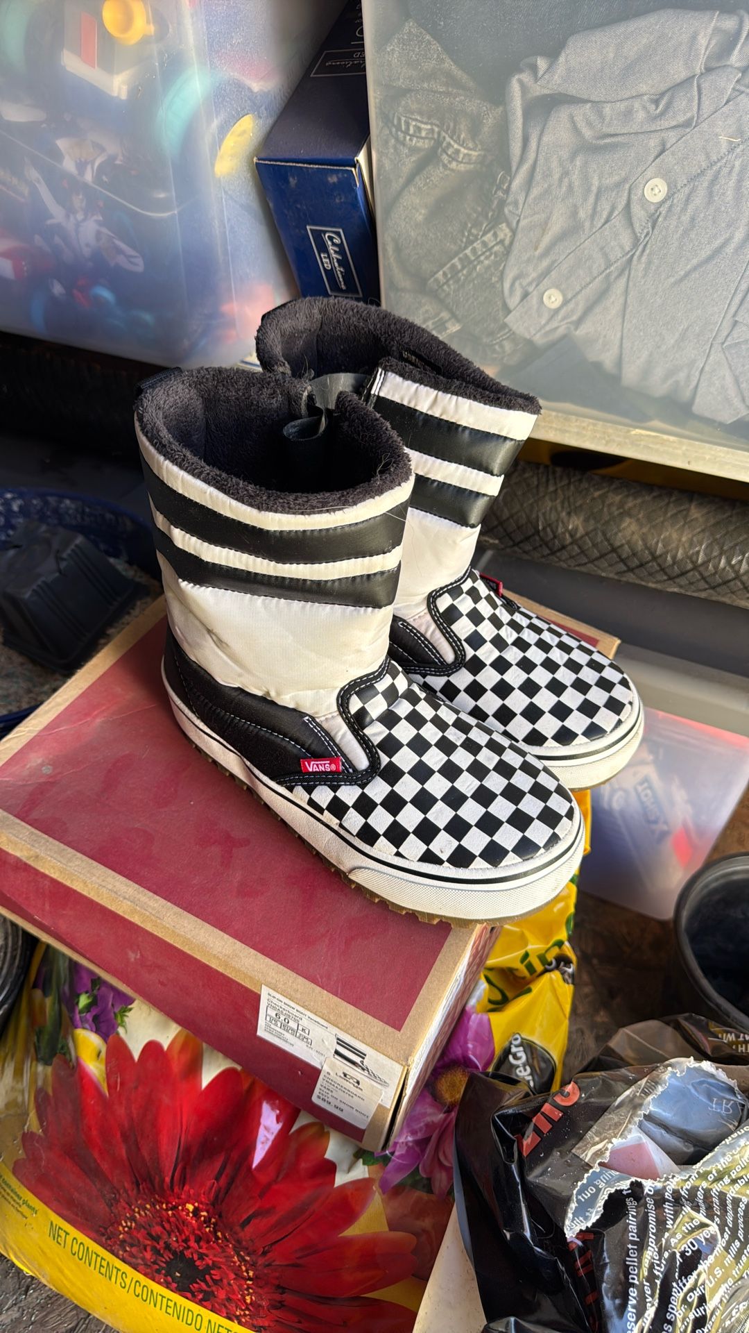 Vans Snow Boots - Size 6