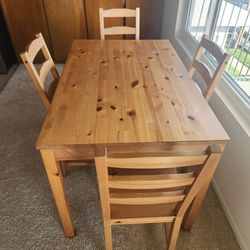 Wooden dining table & 4 chairs