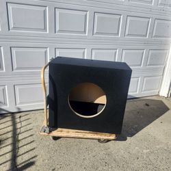 18" Ported Subwoofer Box  1.25 Baffle Tuned 34hz With Braces  33x15.75x30 Heavy-duty Dfs Terminal 