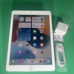 Apple iPad AIR 2 64GB WiFi + Cellular unlocked 9.7” iPad—White/Silver  