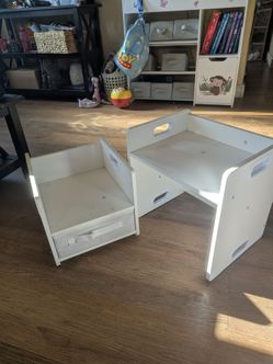 Toddler table/chair set