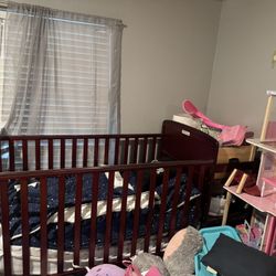 Crib With Mattress Only Used Once. 4 In 1