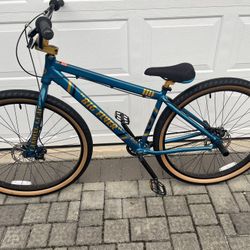 Like NEW SE Big Flyer HD 29 Inch BMX Bike 