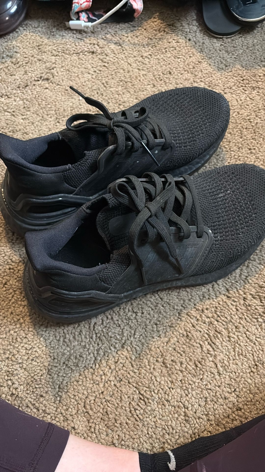 Women’s Adidas Sneaker 