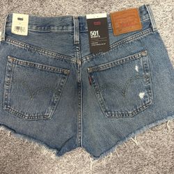 Levi’s Short