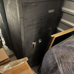 Meilink Fireproof Vault