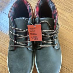 NEW Deer Stags big boys Brown Casual Shoes size 7