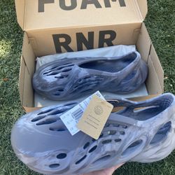 Yezzy Foam Runner Adidas Size 12