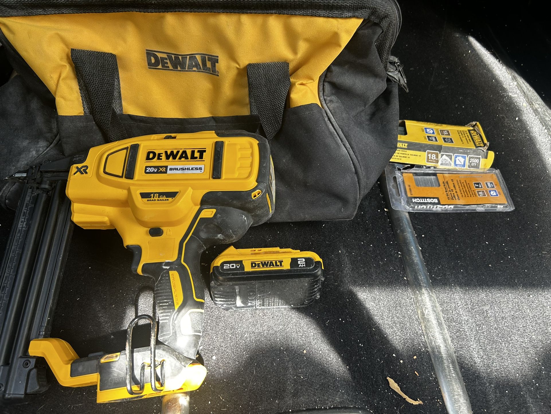 DeWalt Brad Nailer