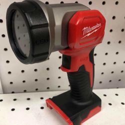 Milwaukee New LED 18M
