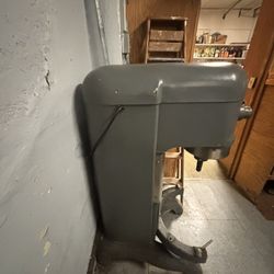 Hobart Commercial Mixer H-600