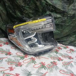 2019-21 GMC Sierra Right Headlight Computer 