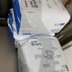 Adult Pampers Size M And L 