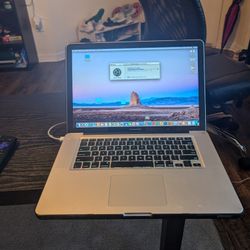 Mac Book Pro 15 Inch