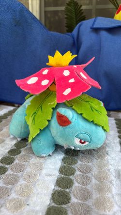 Venusaur Pokémon Plushie