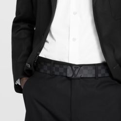 Men’s Designer Belt 40” Includes Storage  Boxing 