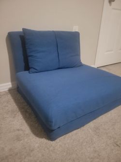 Fold out chair bed