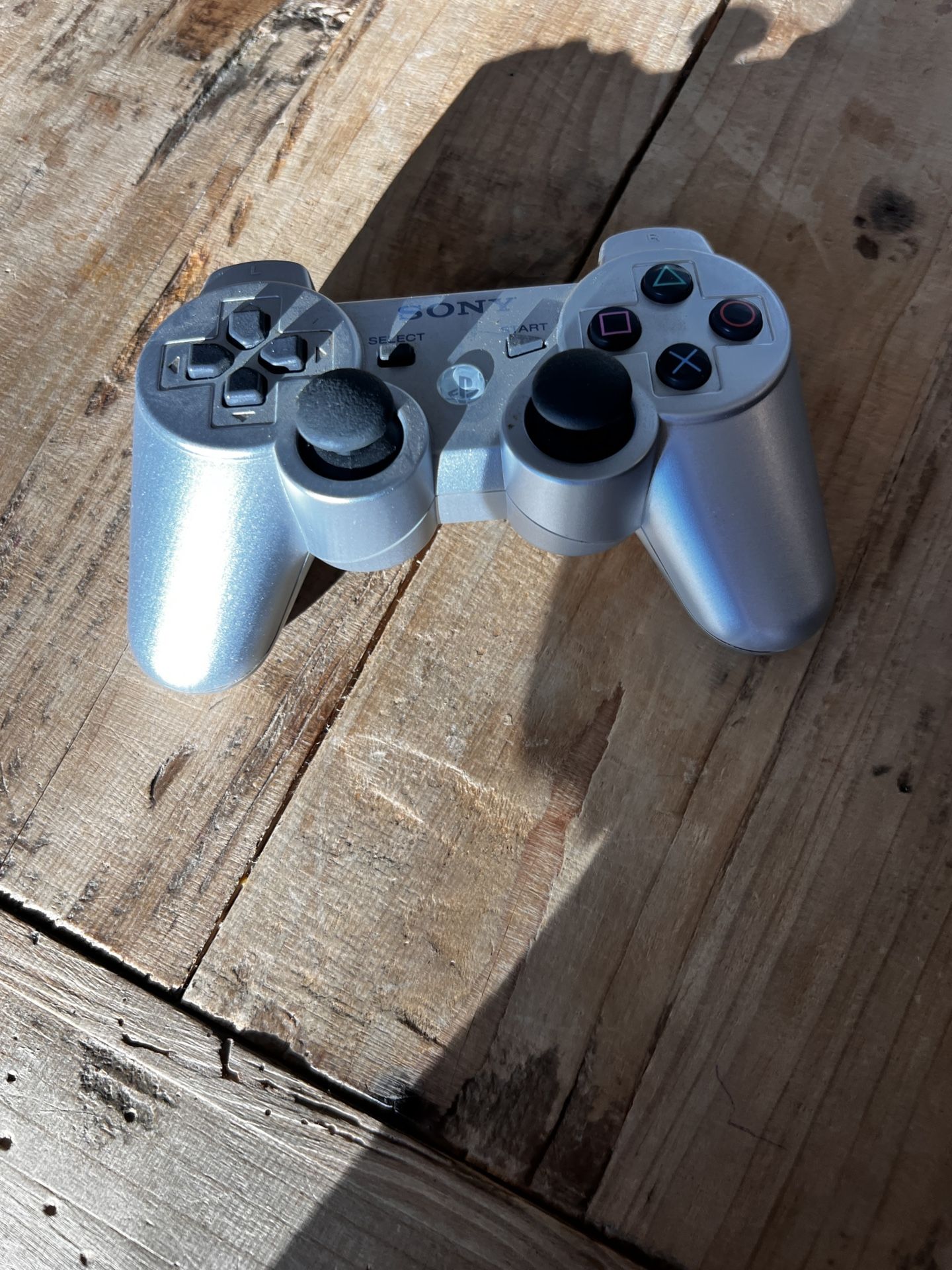 Silver PS3 Wireless Controller – Works Great