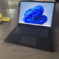 Microsoft Surface Laptop 5 New Excellent Condition 