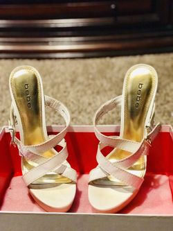 BEAUTIFUL CUTE BEBE SIZE 9