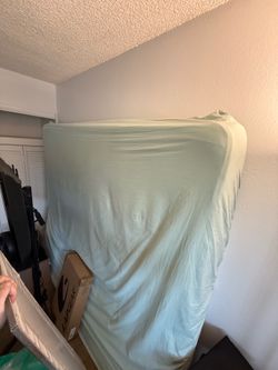 FREE KING MATTRESS | MEMORY FOAM