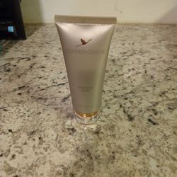 Copper and Crane Radiance Mask