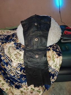 Motorcycle Leather Riding Pants (Size 38)
