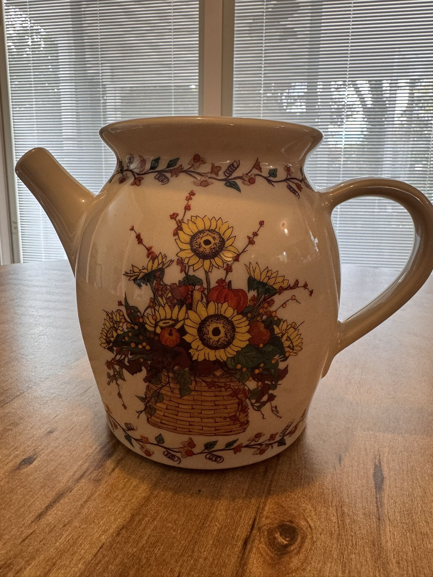 Roseville Spongeware Autumn Pitcher