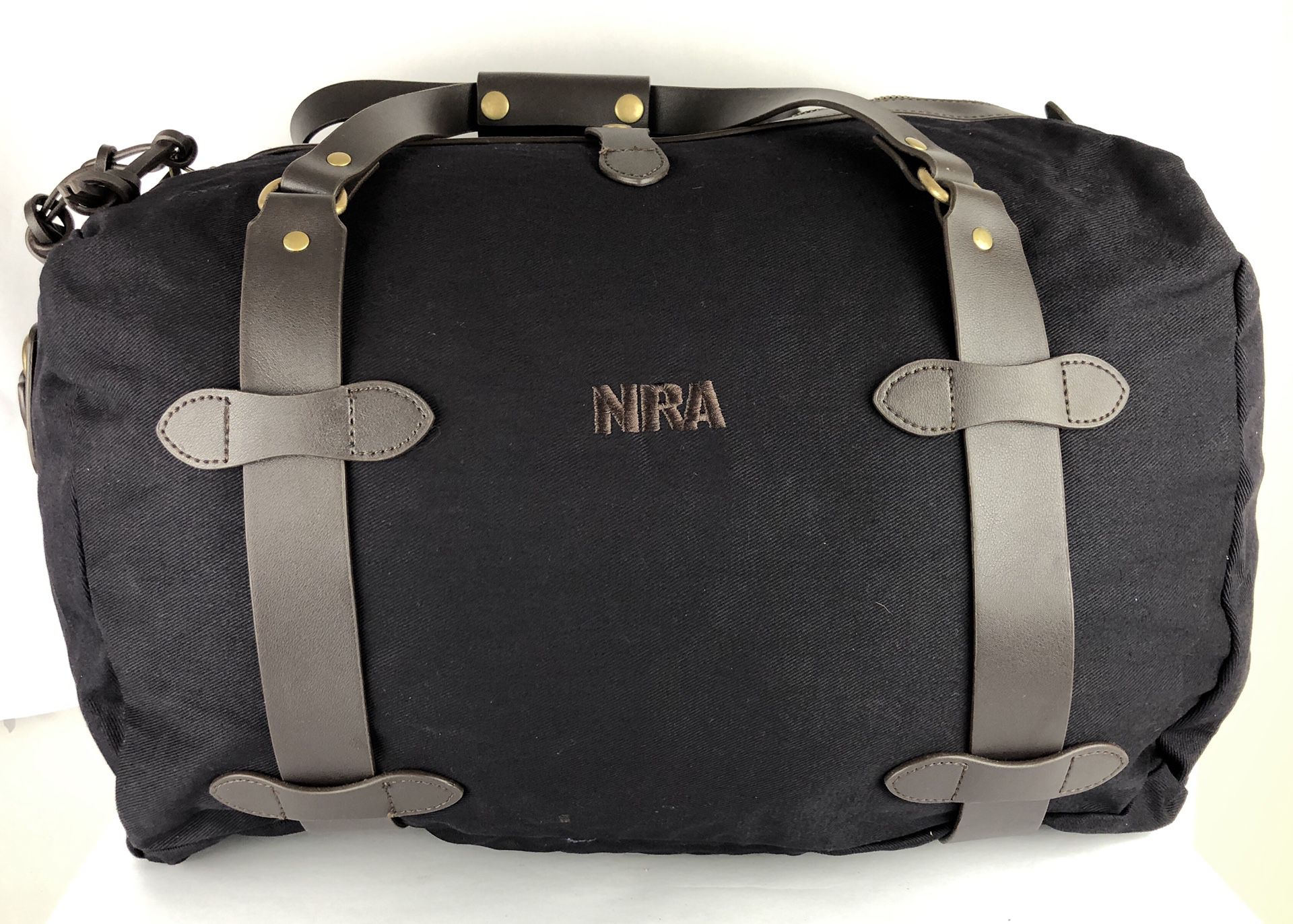 NRA duffle bag pristine condition. 20x14x12 well made high quality! Bell rd 35th Ave