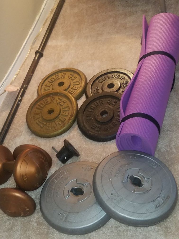 Barbell set of 4 weights 3lbs/ 2 sets of 10lbs / 14lbs / bar and pin plus yoga pad