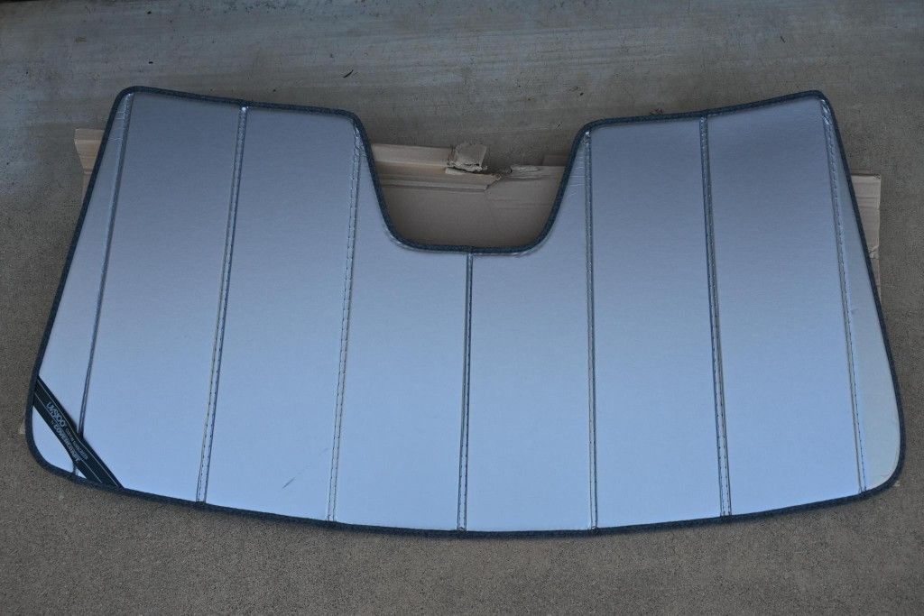 Covercraft UVS100 Sun Shade - Porsche Macan