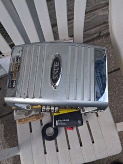 Boss 400watt amp cx350