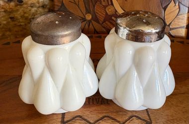 Pair of Vintage Fenton Milk Glass Salt and Pepper Shakers