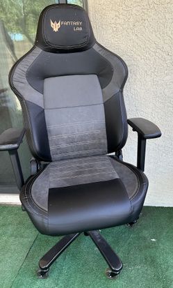 COMPUTER CHAIR