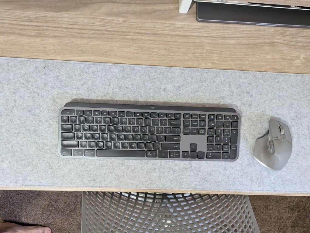 Logitech MX Keys