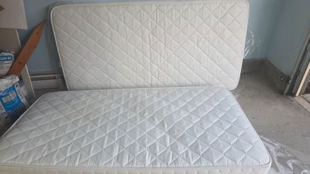 Set of 2 twin mattress