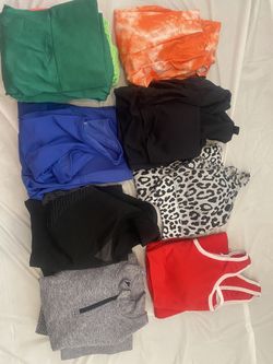 Workout Clothes SIZE LARGE